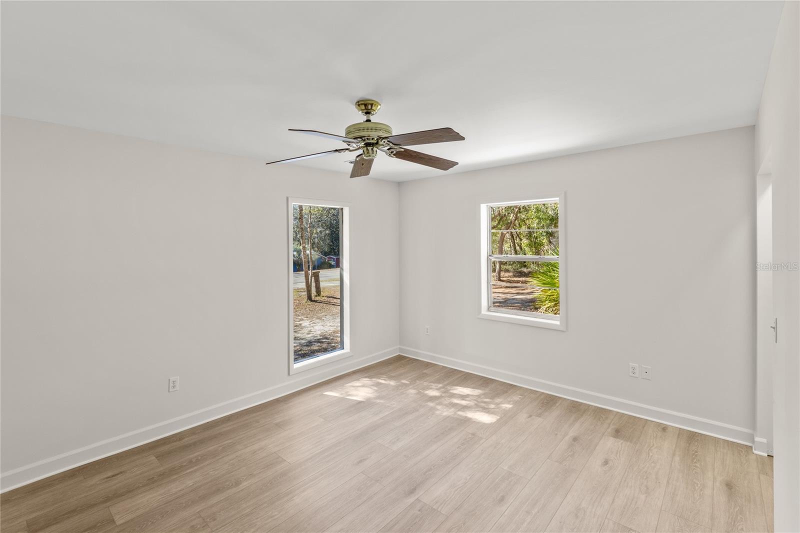 8250 SWAN LAKE RD, MELROSE, FL, 32666