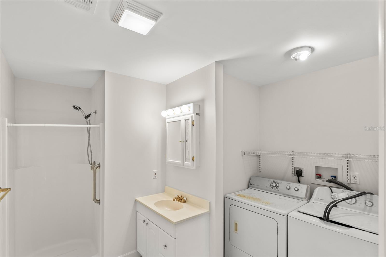 8250 SWAN LAKE RD, MELROSE, FL, 32666