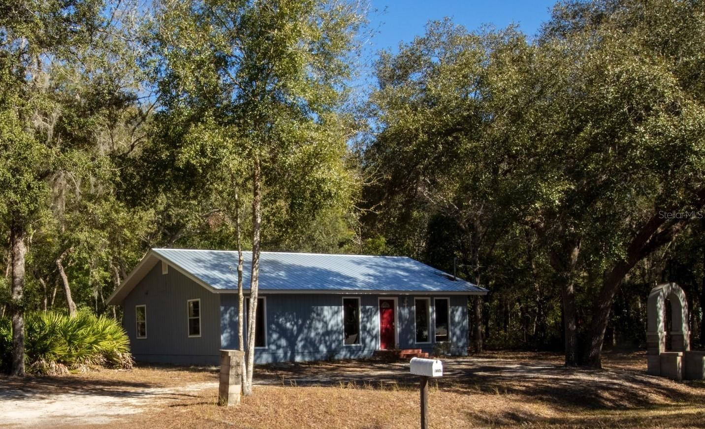 8250 SWAN LAKE RD, MELROSE, FL, 32666