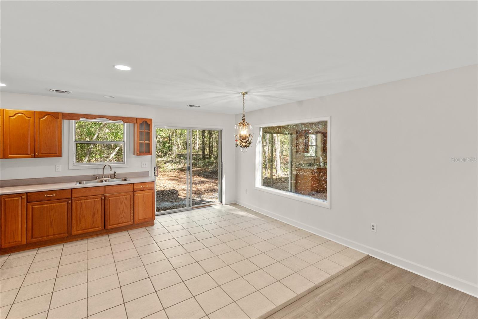 8250 SWAN LAKE RD, MELROSE, FL, 32666