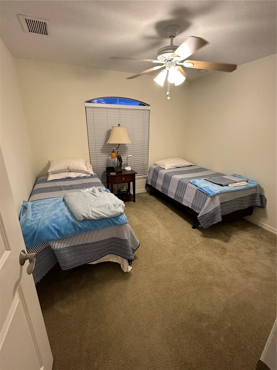 1649 N CHAMBERLAIN BLVD, NORTH PORT, FL, 34286
