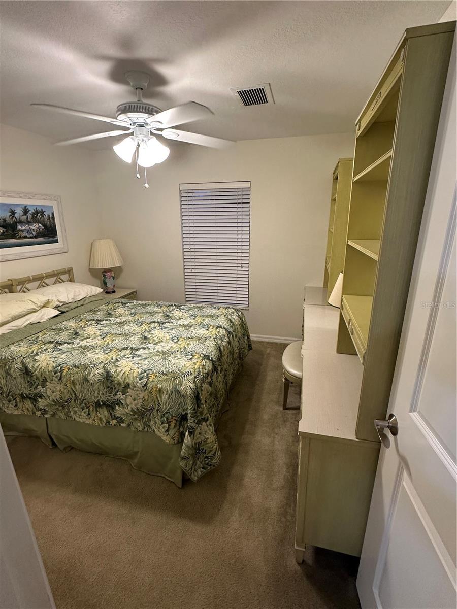 1649 N CHAMBERLAIN BLVD, NORTH PORT, FL, 34286