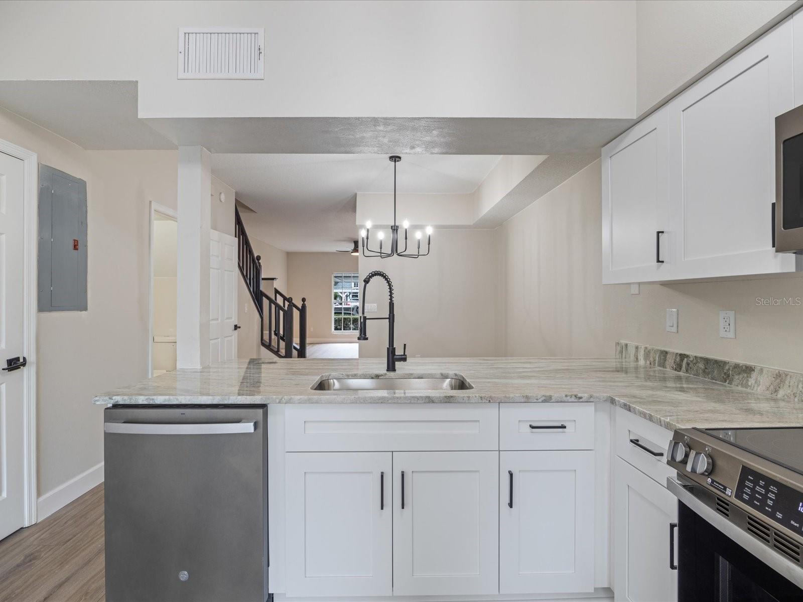 291 WINCHESTER WAY, PALM HARBOR, FL, 34684
