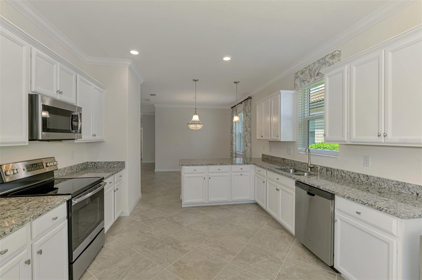 9895 WINGOOD DR, VENICE, FL, 34292