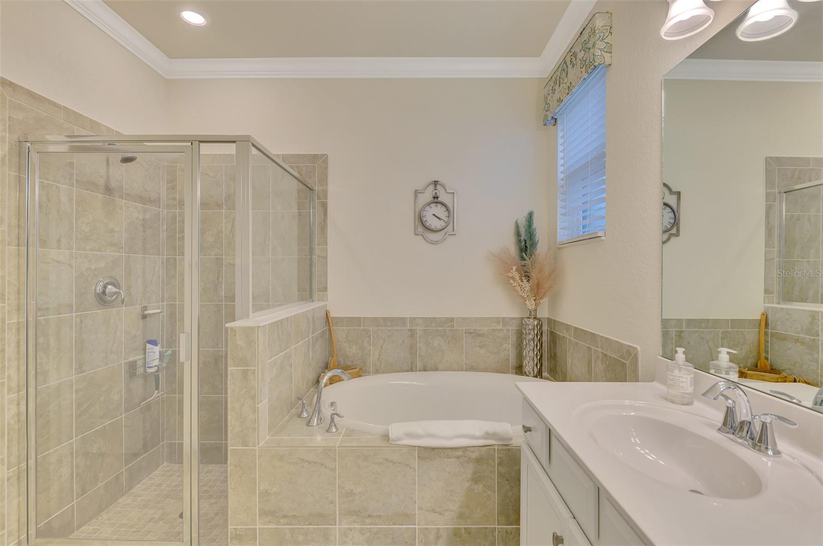 9895 WINGOOD DR, VENICE, FL, 34292
