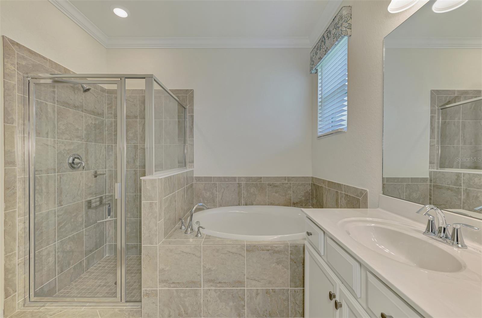 9895 WINGOOD DR, VENICE, FL, 34292