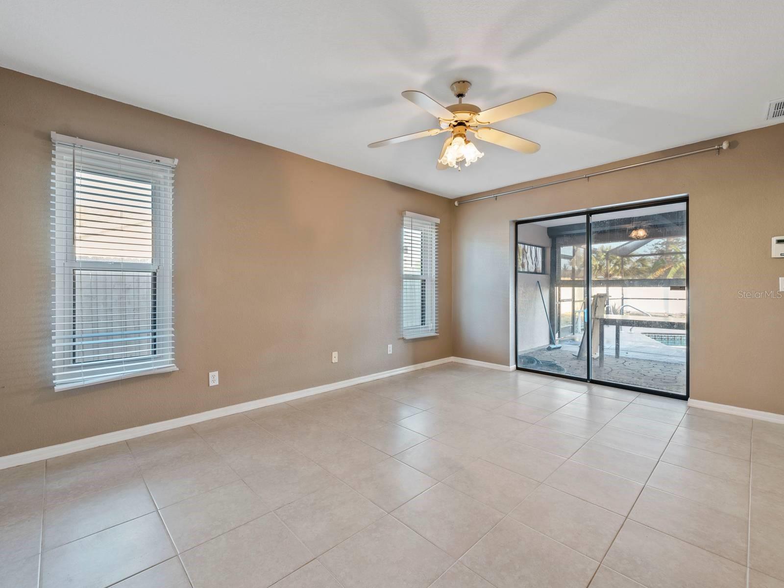 1305 SE 30TH ST, CAPE CORAL, FL, 33904