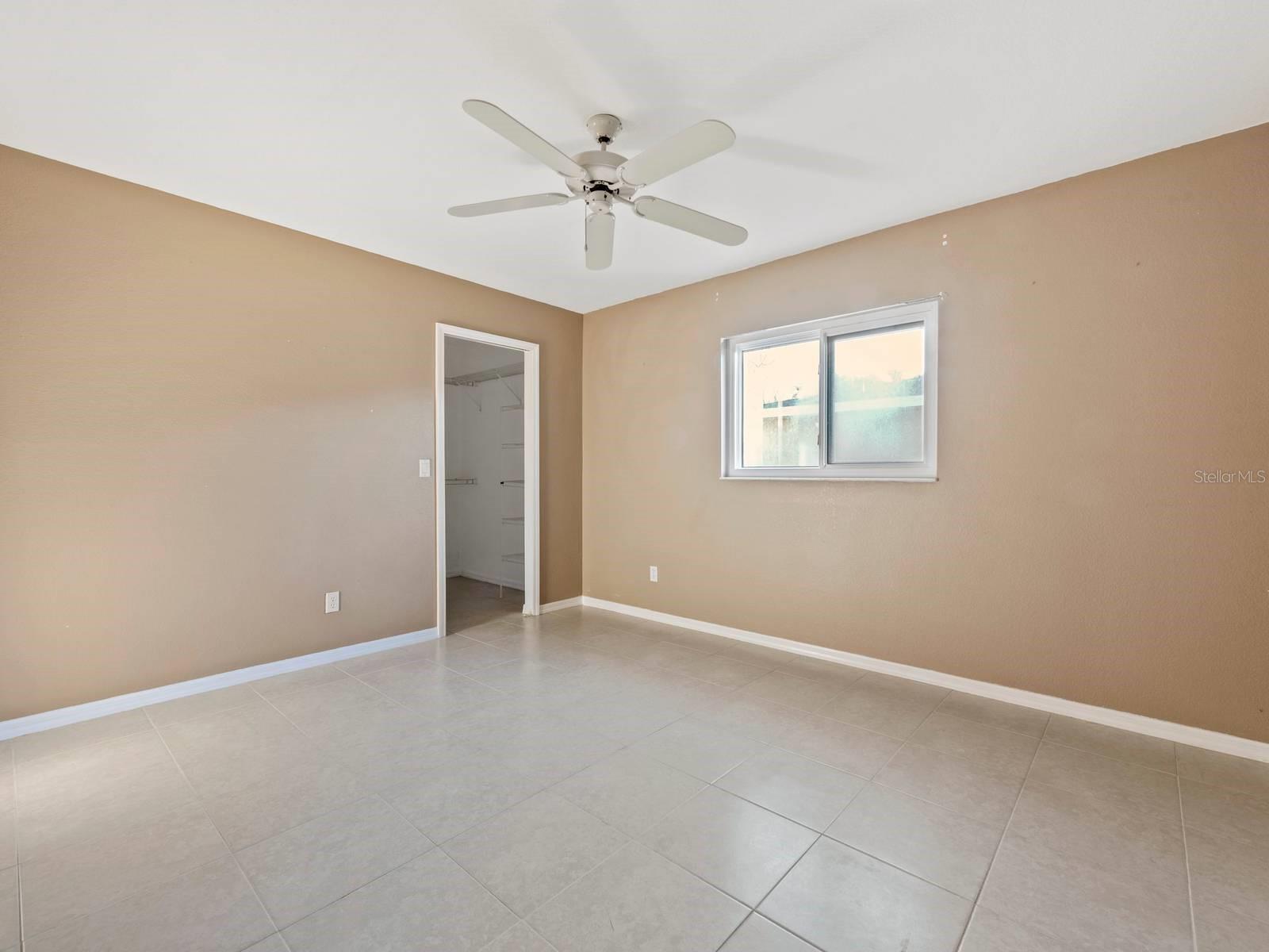 1305 SE 30TH ST, CAPE CORAL, FL, 33904