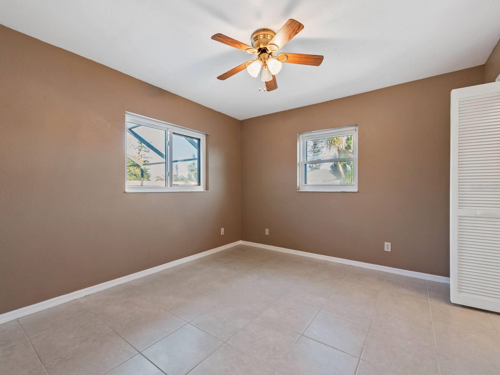 1305 SE 30TH ST, CAPE CORAL, FL, 33904