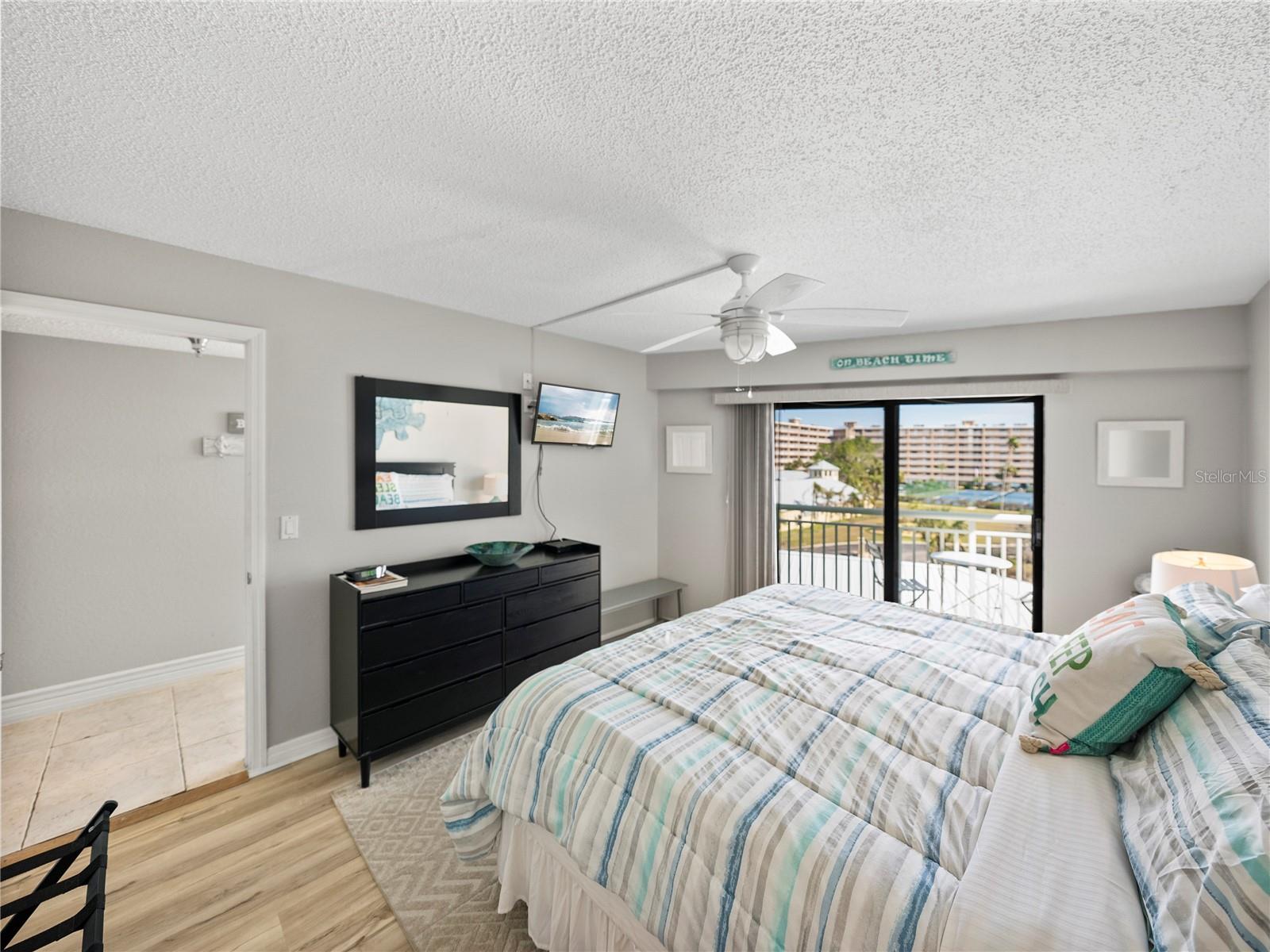 19440 GULF BLVD #301, INDIAN ROCKS BEACH, FL, 33785