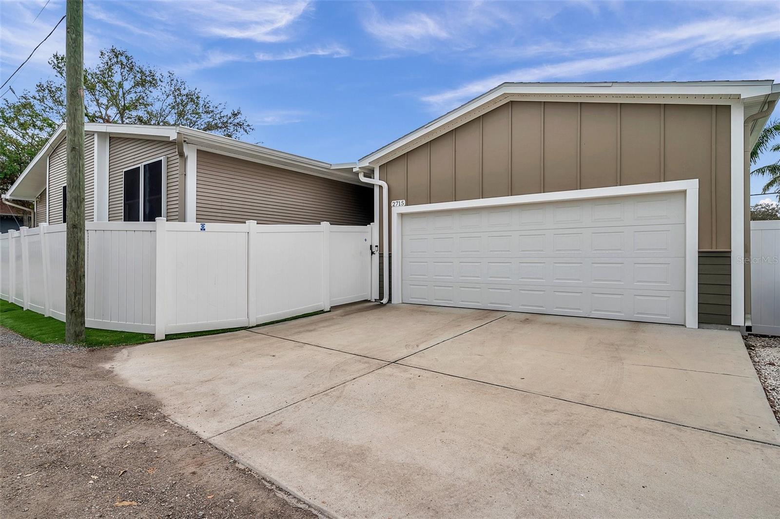 2715 9TH AVE N, ST PETERSBURG, FL, 33713