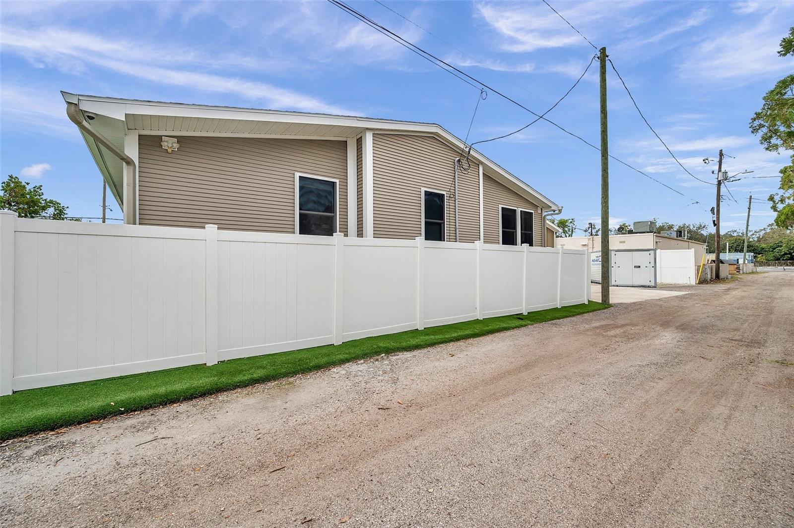 2715 9TH AVE N, ST PETERSBURG, FL, 33713