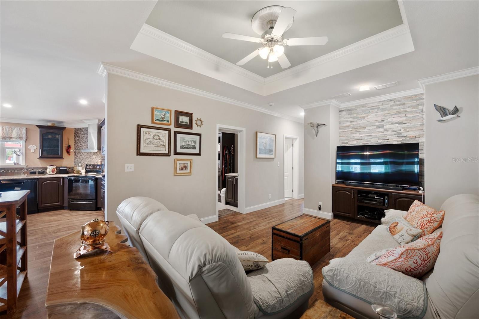 2715 9TH AVE N, ST PETERSBURG, FL, 33713
