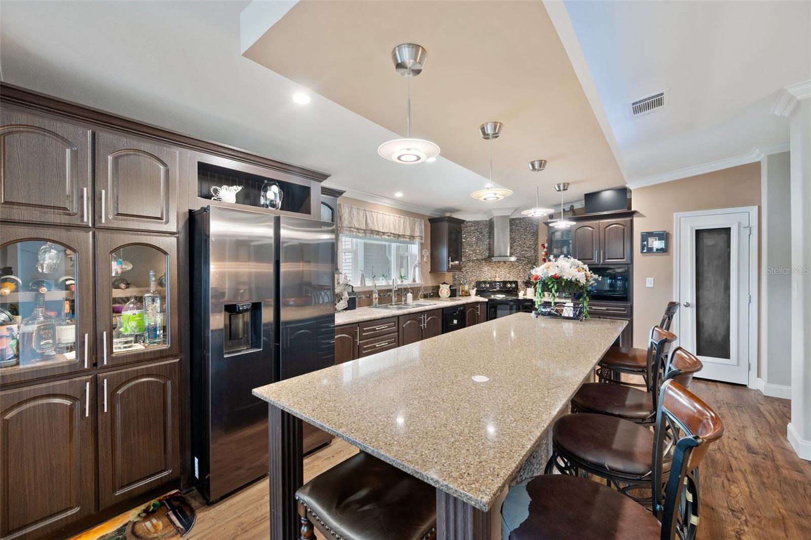 2715 9TH AVE N, ST PETERSBURG, FL, 33713