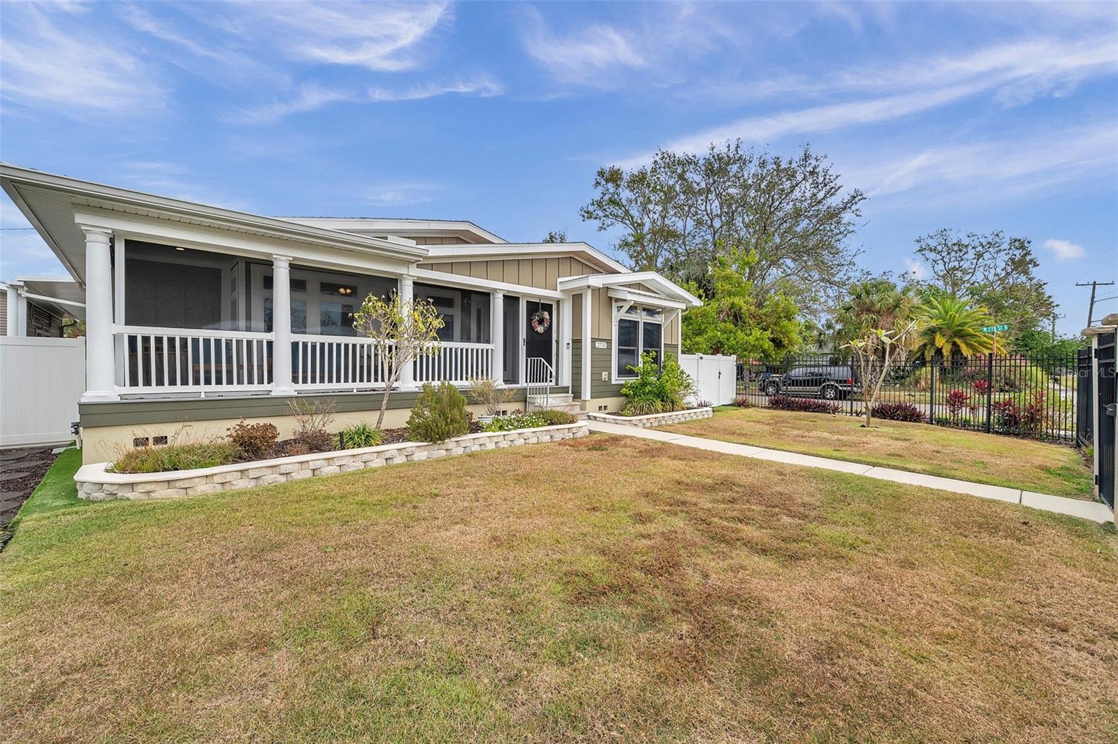 2715 9TH AVE N, ST PETERSBURG, FL, 33713
