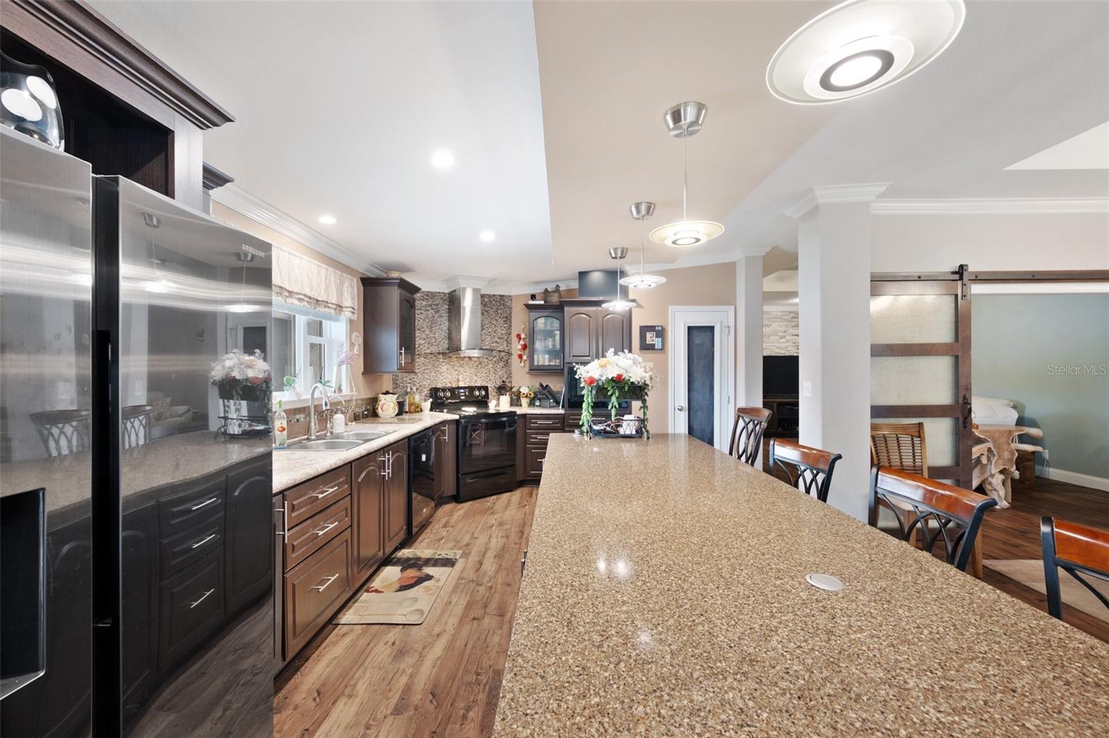 2715 9TH AVE N, ST PETERSBURG, FL, 33713
