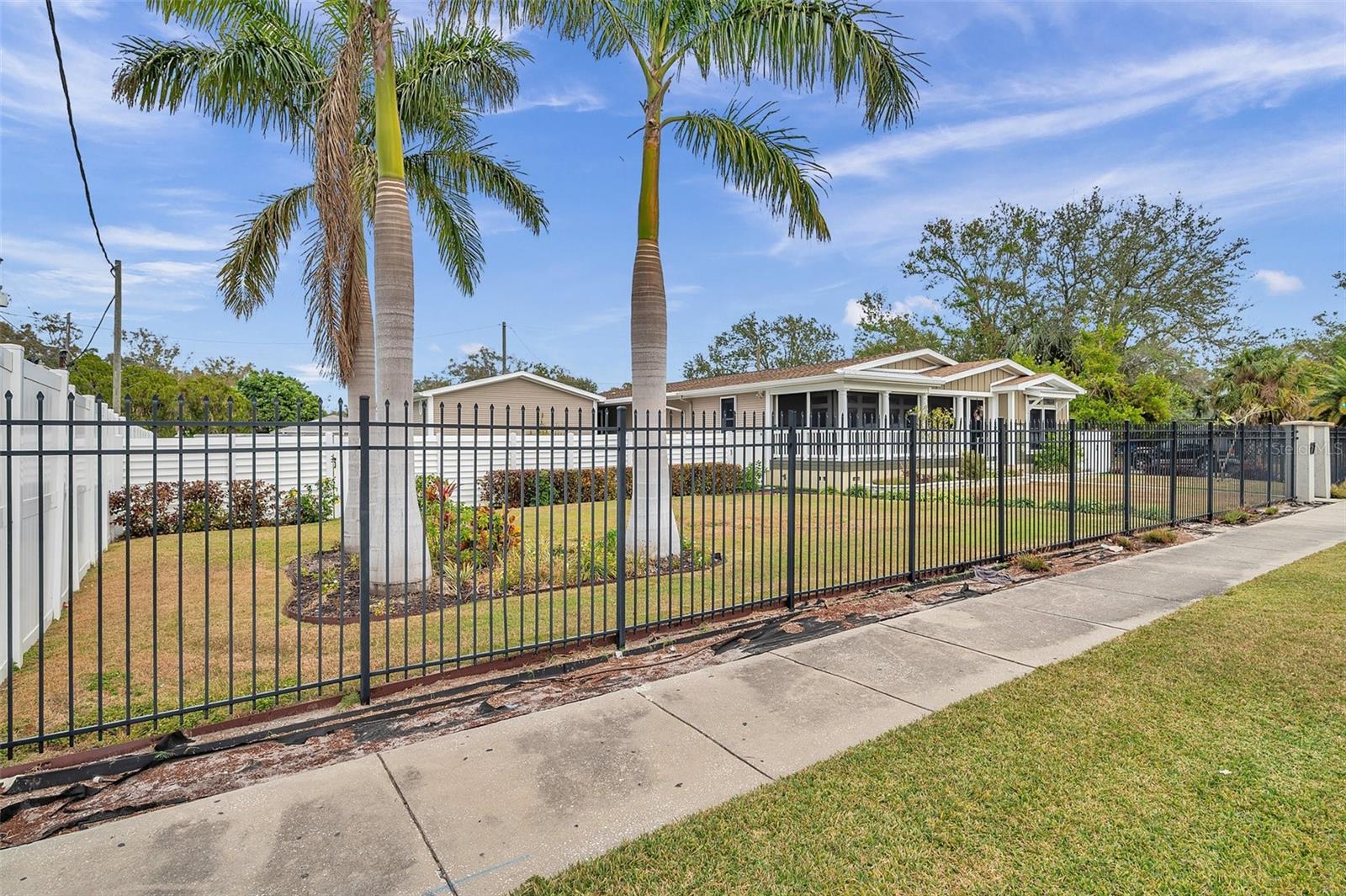 2715 9TH AVE N, ST PETERSBURG, FL, 33713