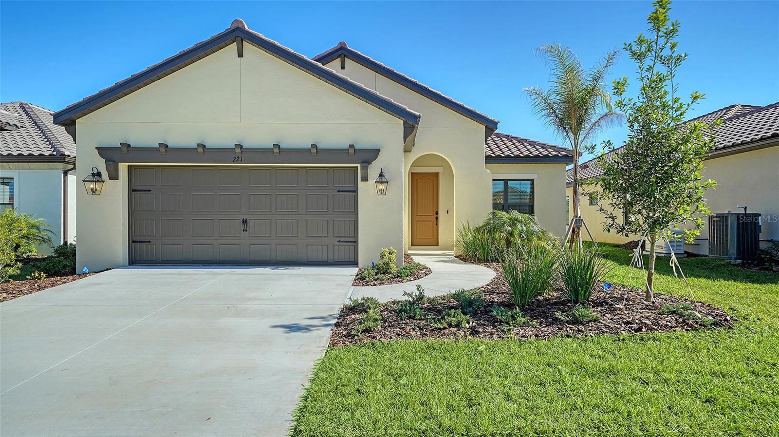 221 BRINDISI CIR, NOKOMIS, FL, 34275