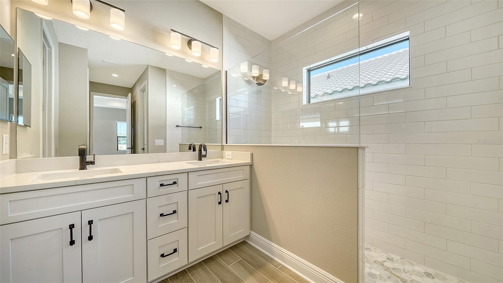 221 BRINDISI CIR, NOKOMIS, FL, 34275