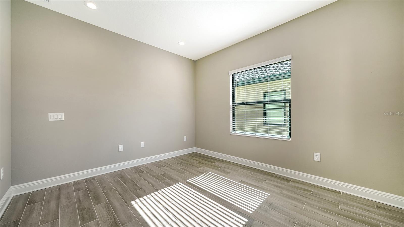 221 BRINDISI CIR, NOKOMIS, FL, 34275