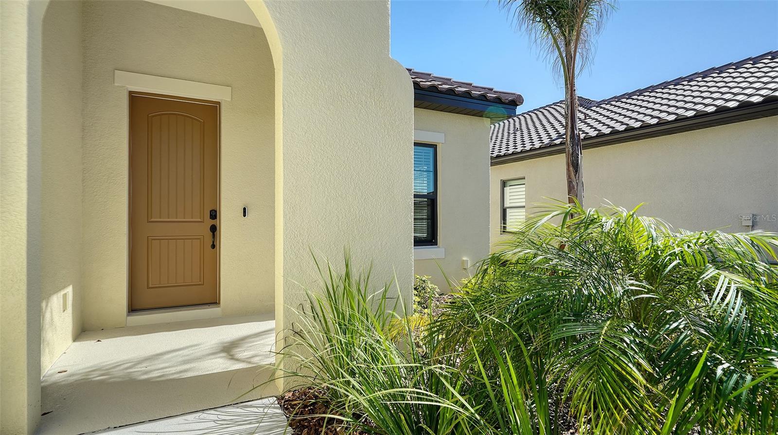 221 BRINDISI CIR, NOKOMIS, FL, 34275