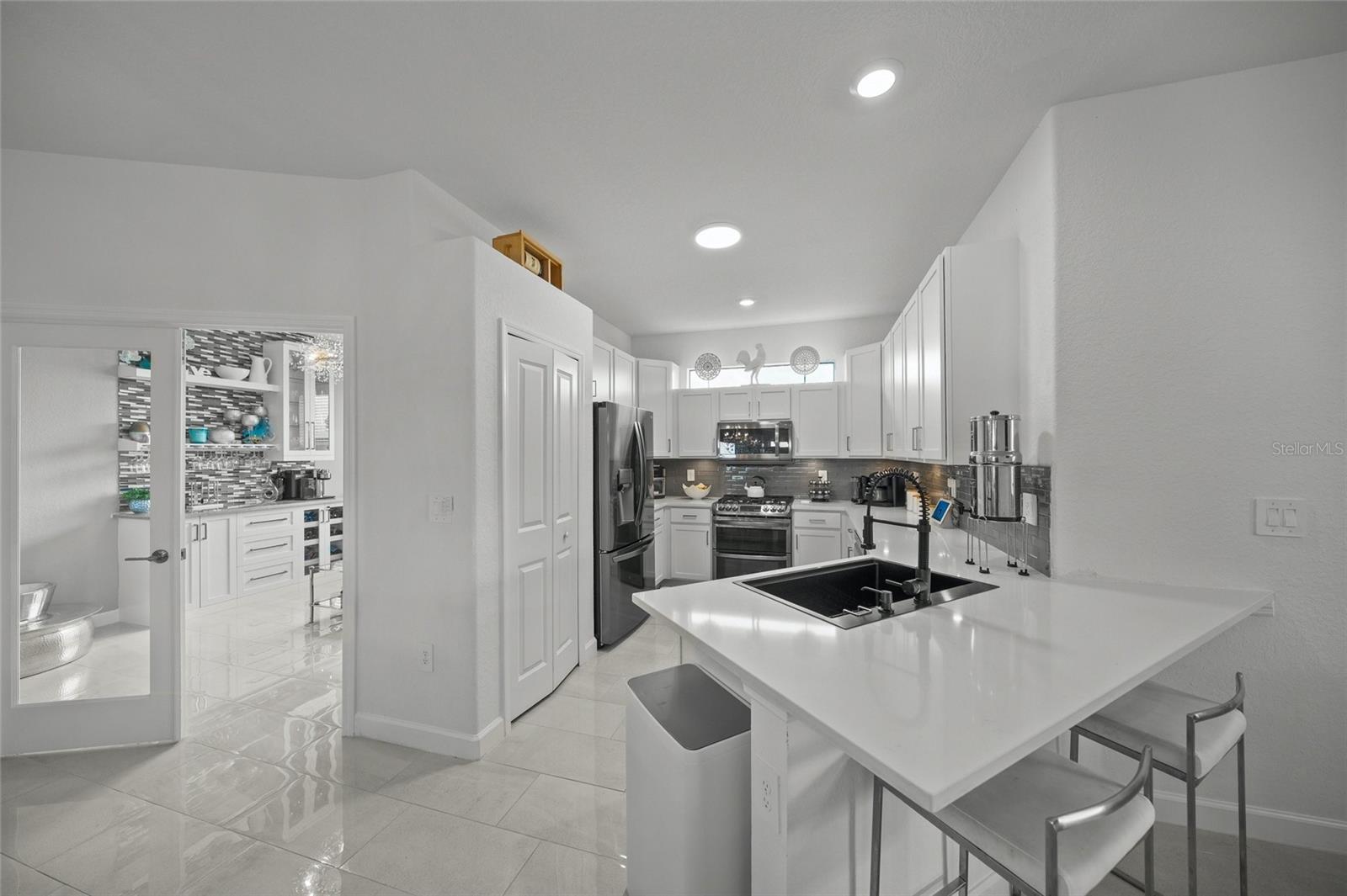 15982 CLEAR SKIES PL, BRADENTON, FL, 34211