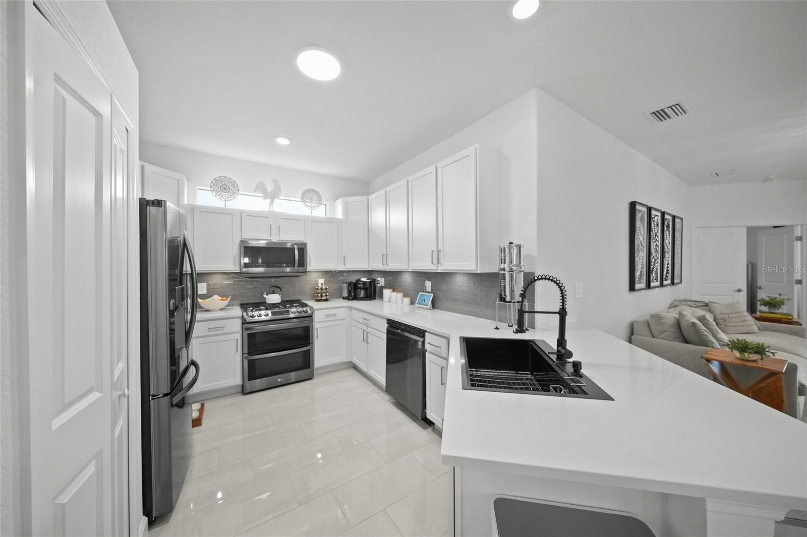 15982 CLEAR SKIES PL, BRADENTON, FL, 34211
