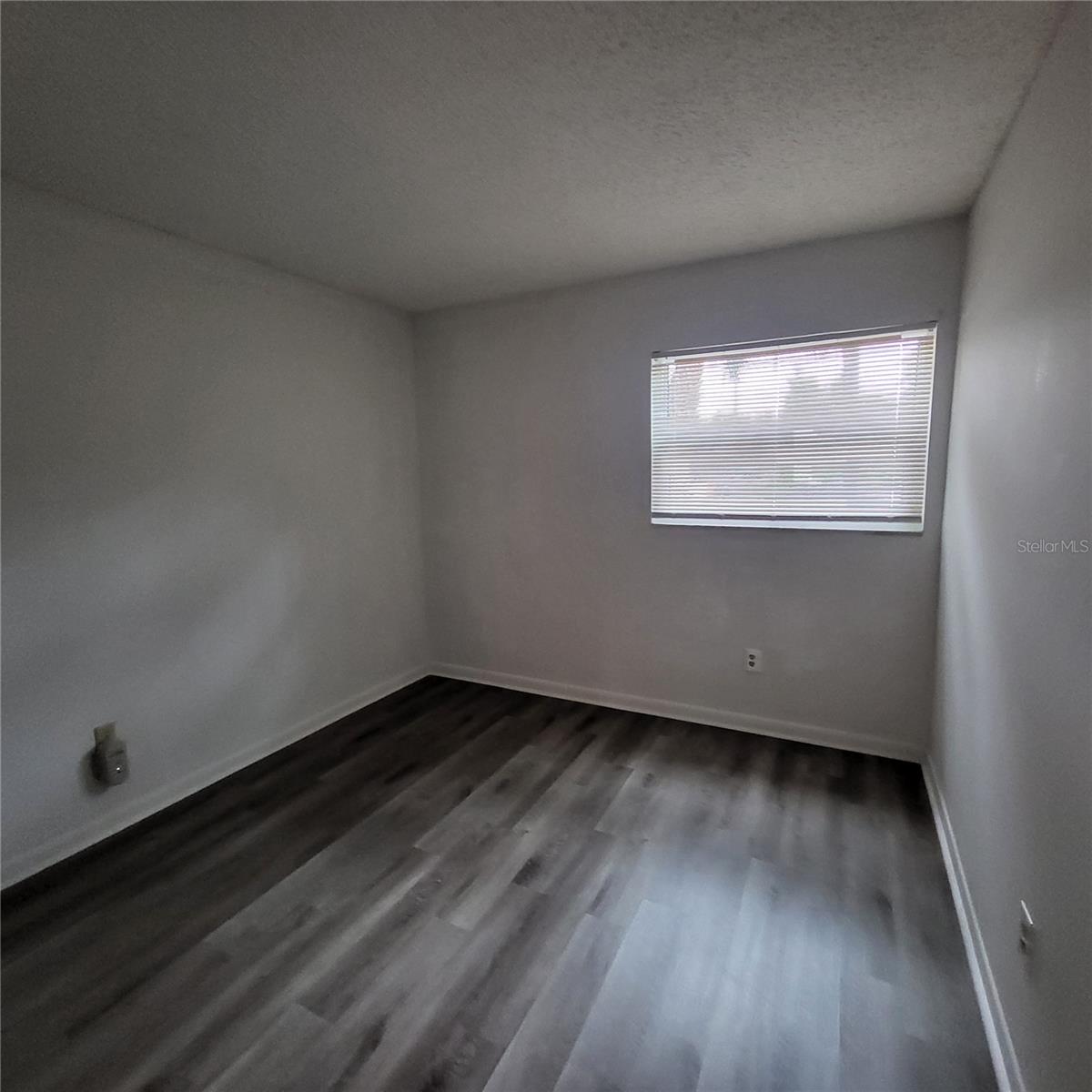 2525 W BAY DR #E11, LARGO, FL, 33770
