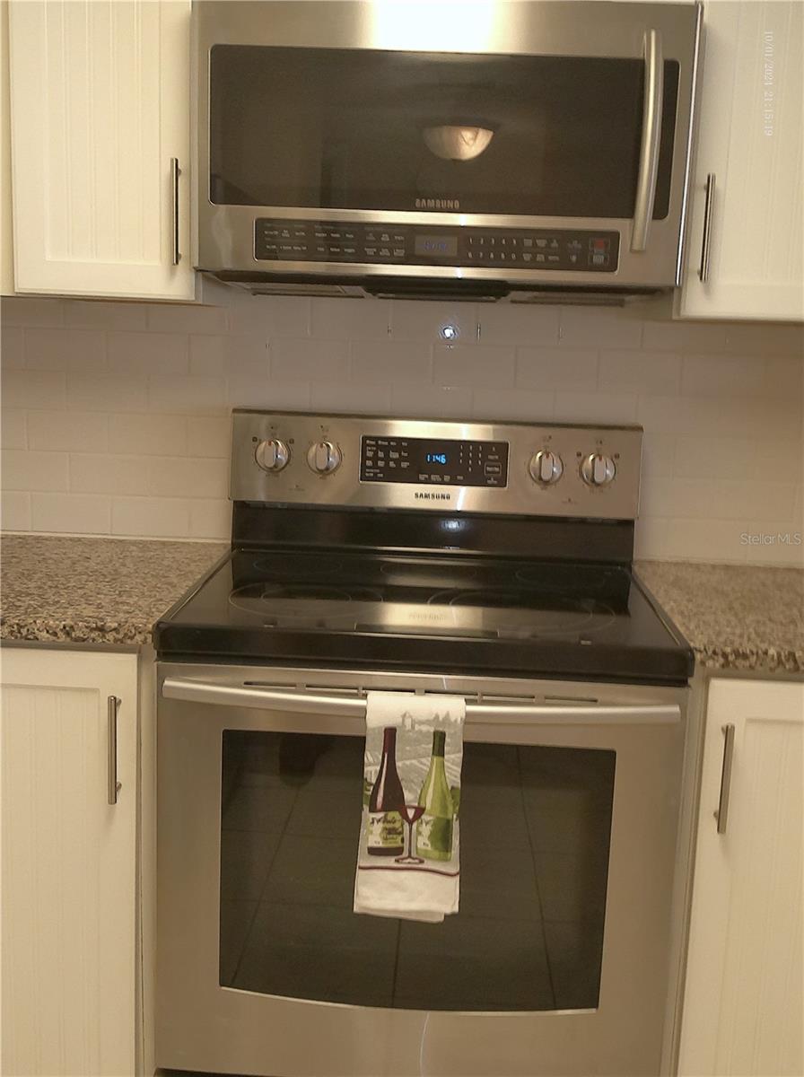 2000 WORLD PARKWAY BLVD #21, CLEARWATER, FL, 33763