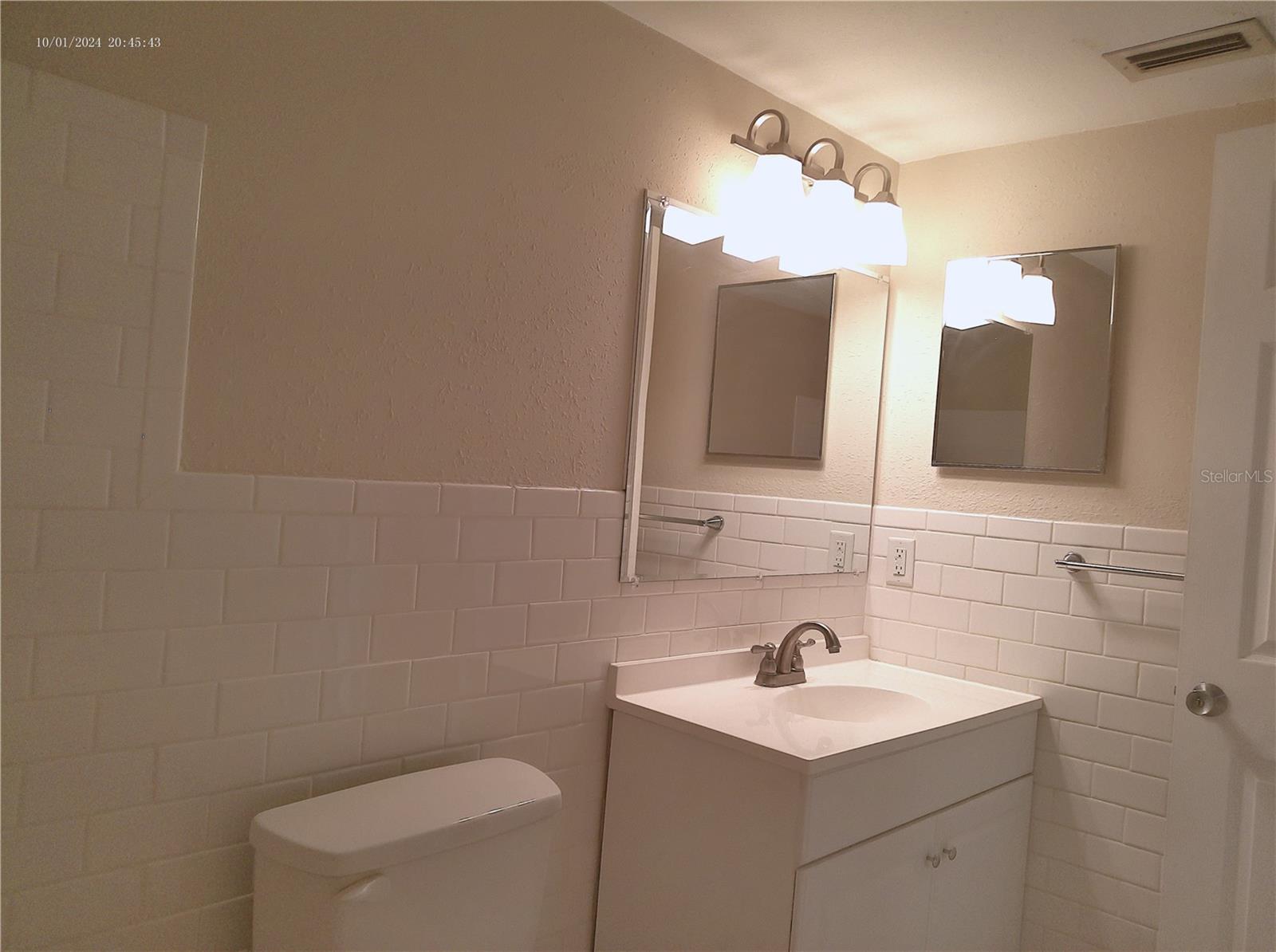 2000 WORLD PARKWAY BLVD #21, CLEARWATER, FL, 33763