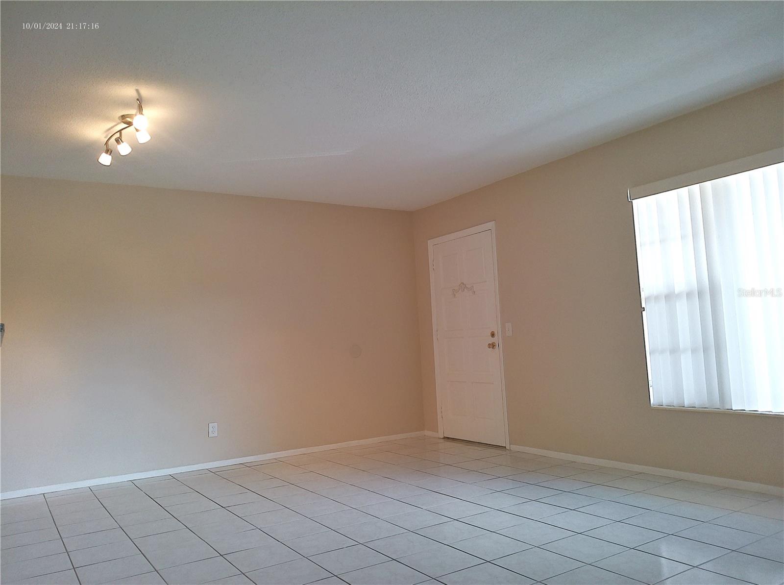 2000 WORLD PARKWAY BLVD #21, CLEARWATER, FL, 33763