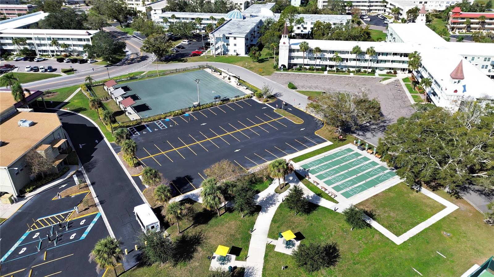 2000 WORLD PARKWAY BLVD #21, CLEARWATER, FL, 33763