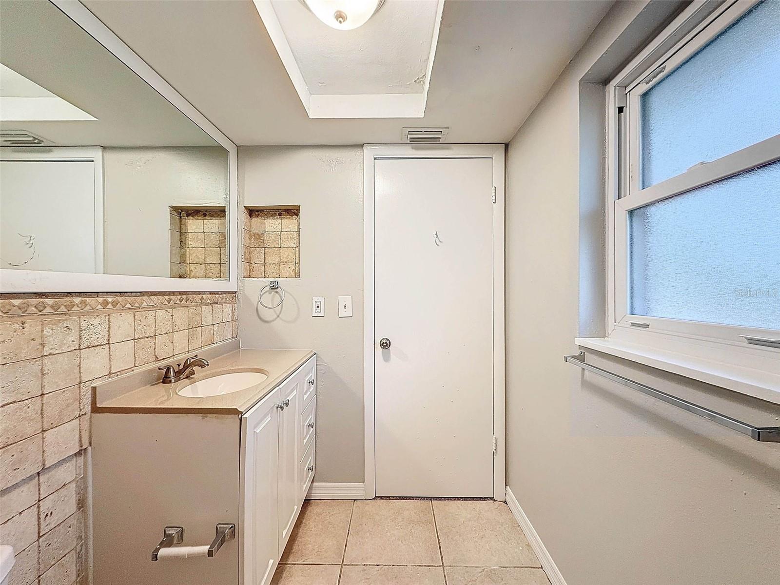 1116 E BOYER ST, TARPON SPRINGS, FL, 34689