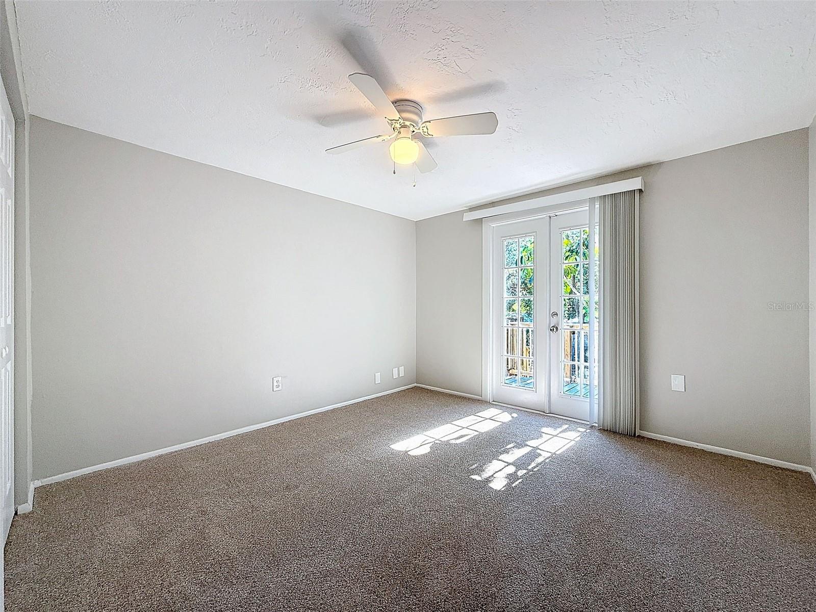 1116 E BOYER ST, TARPON SPRINGS, FL, 34689