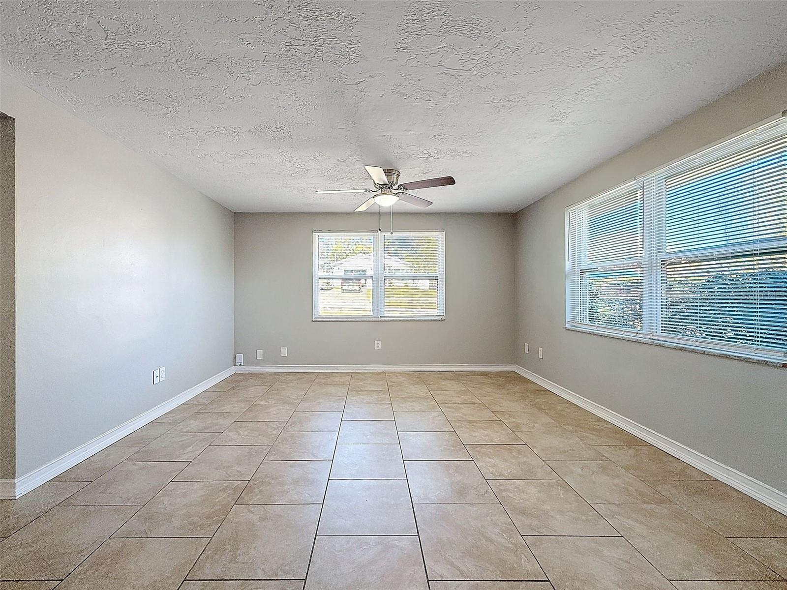 1116 E BOYER ST, TARPON SPRINGS, FL, 34689
