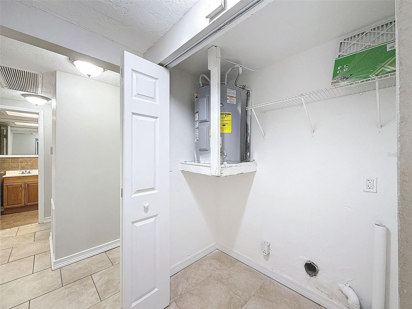 1116 E BOYER ST, TARPON SPRINGS, FL, 34689