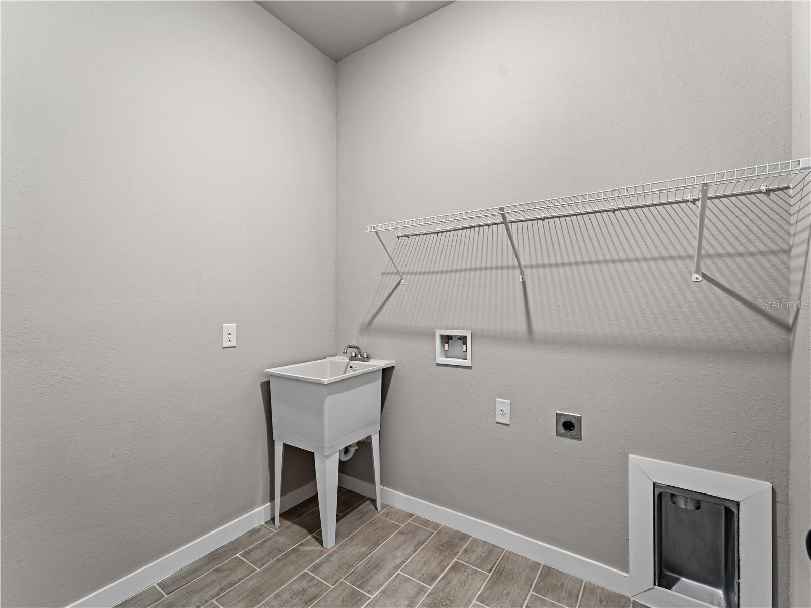 3733 BASKET ST, NORTH PORT, FL, 34288