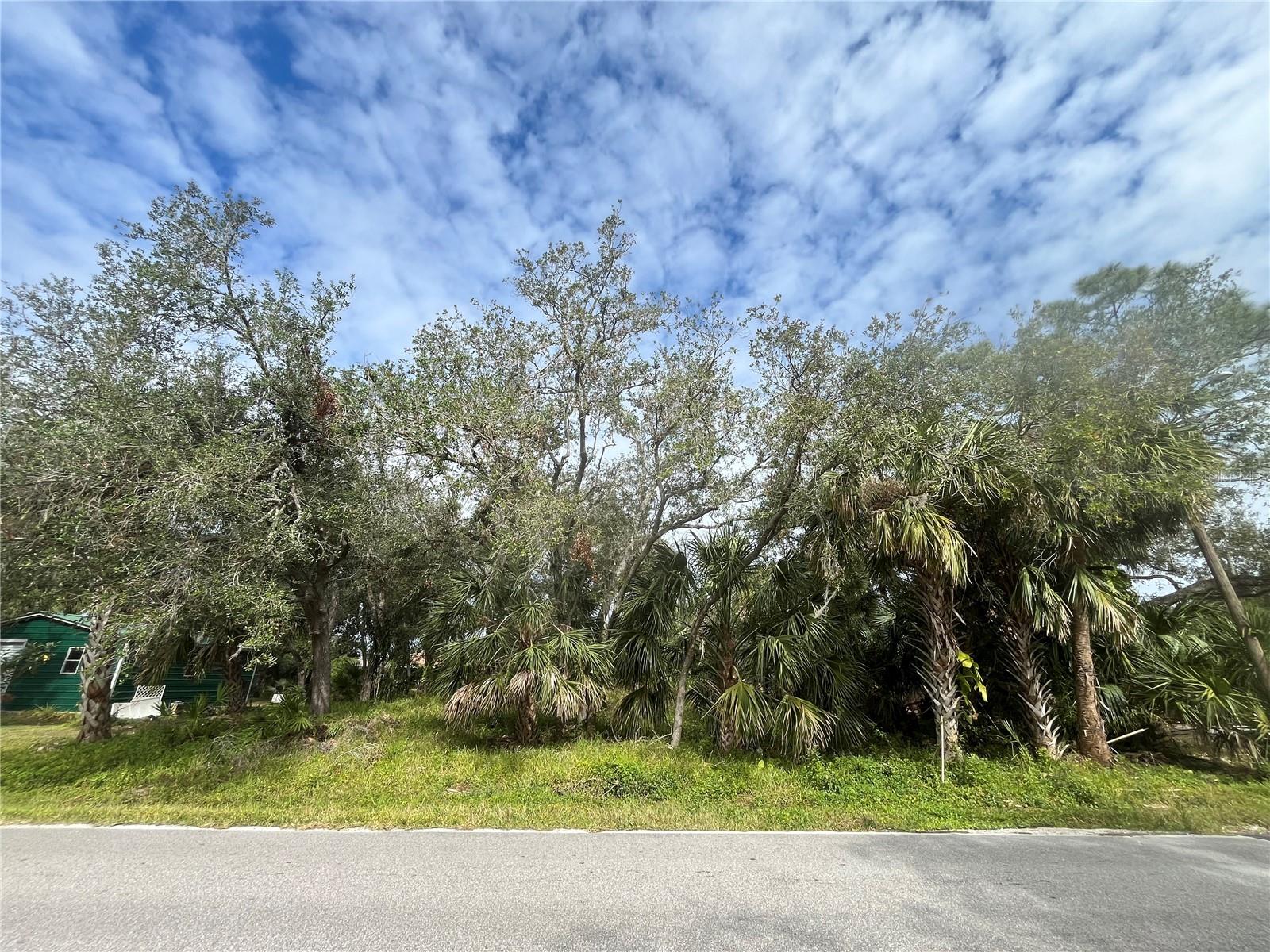 2557 ROCK CREEK DR, PORT CHARLOTTE, FL, 33948