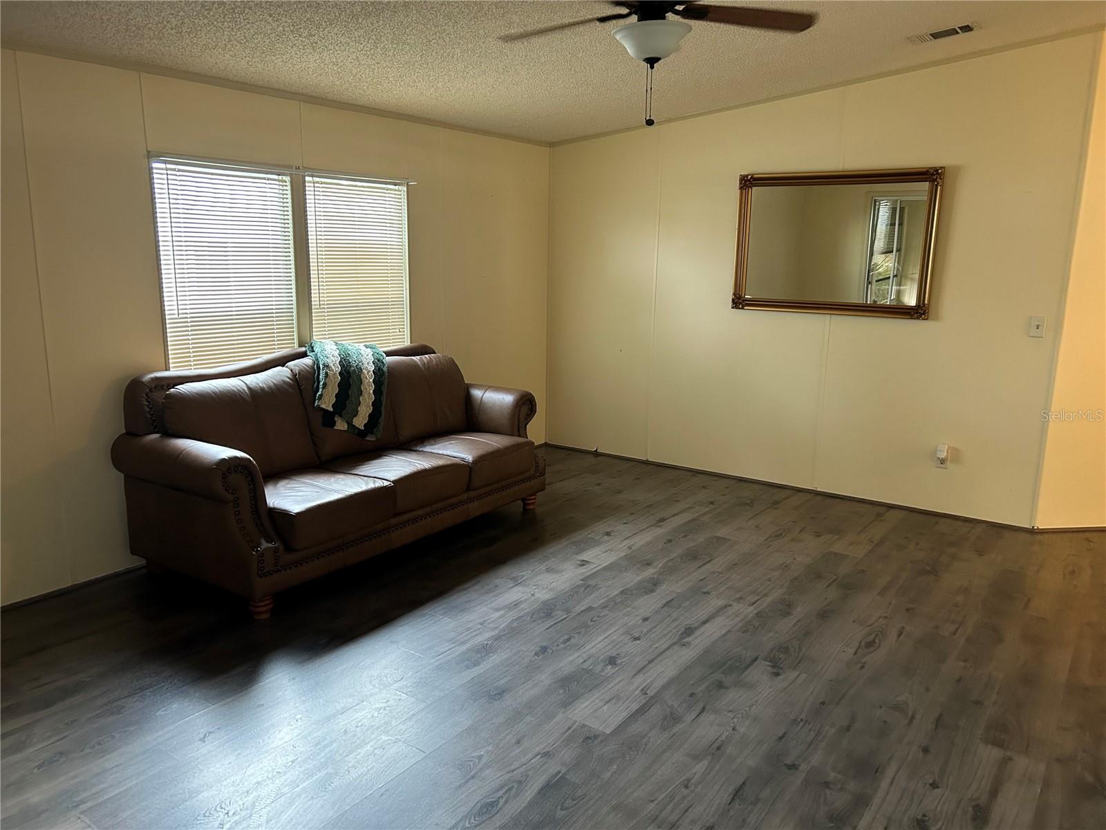 107 STRAWBERRY JUNCTION LN, VALRICO, FL, 33594