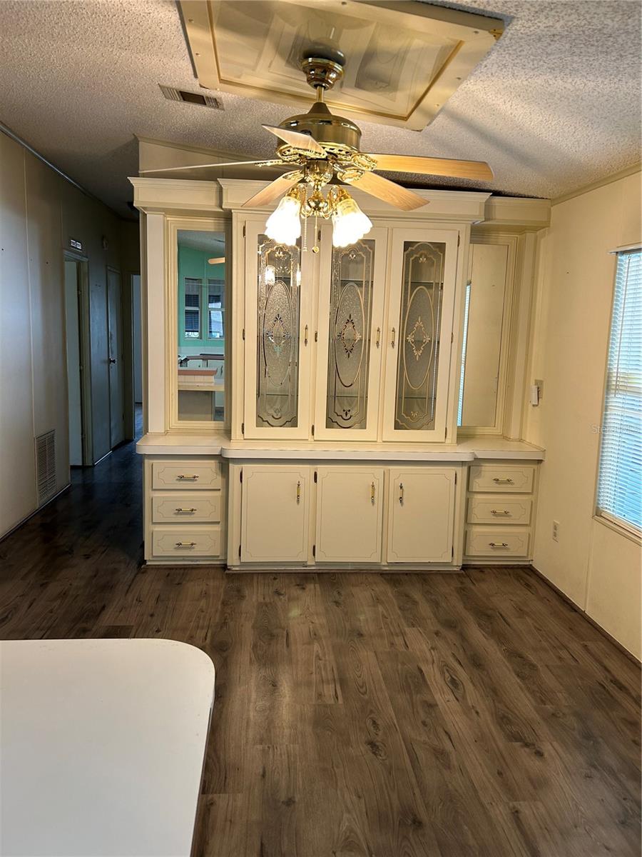 107 STRAWBERRY JUNCTION LN, VALRICO, FL, 33594