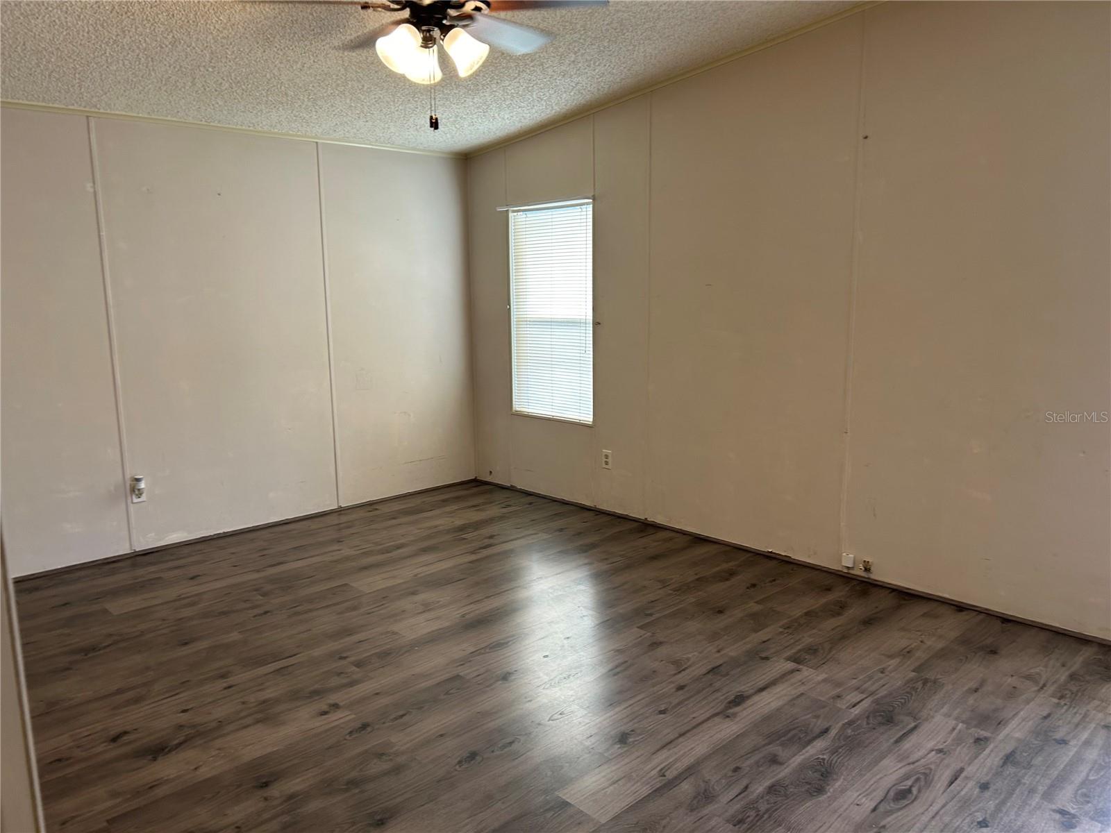 107 STRAWBERRY JUNCTION LN, VALRICO, FL, 33594