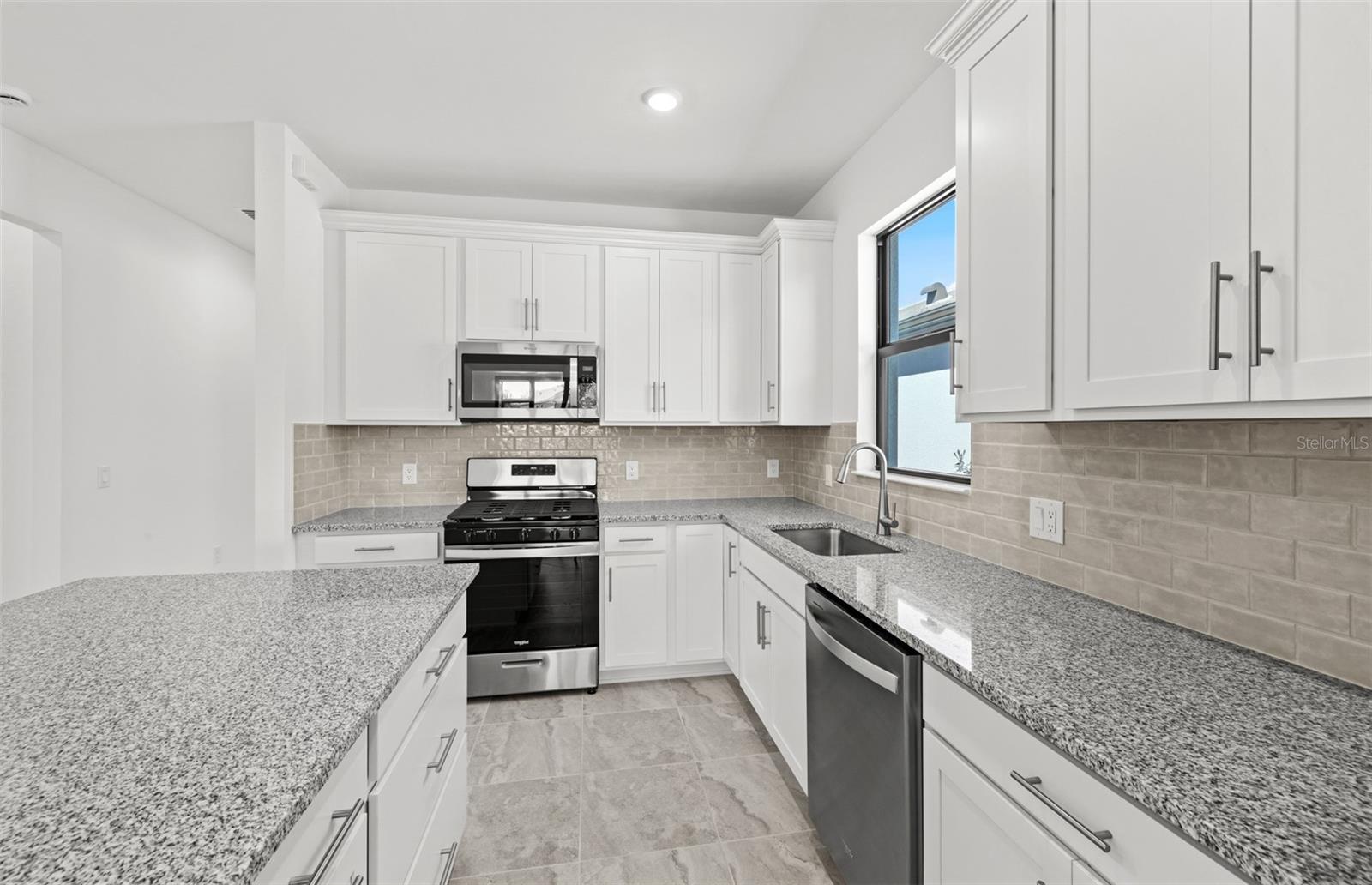 1975 PEPPER GRASS DR, NORTH PORT, FL, 34289