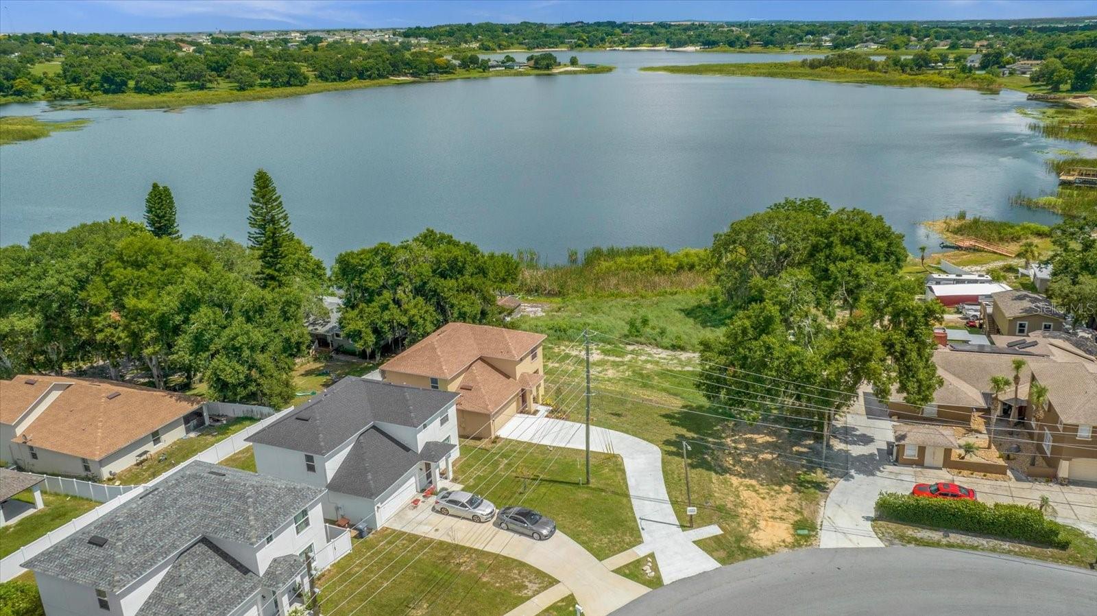 3 PENINSULAR AVE, HAINES CITY, FL, 33844