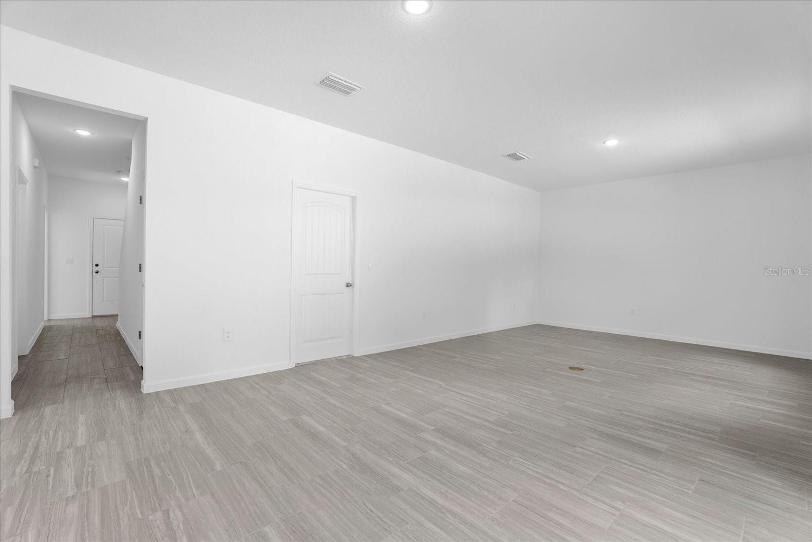 3 PENINSULAR AVE, HAINES CITY, FL, 33844