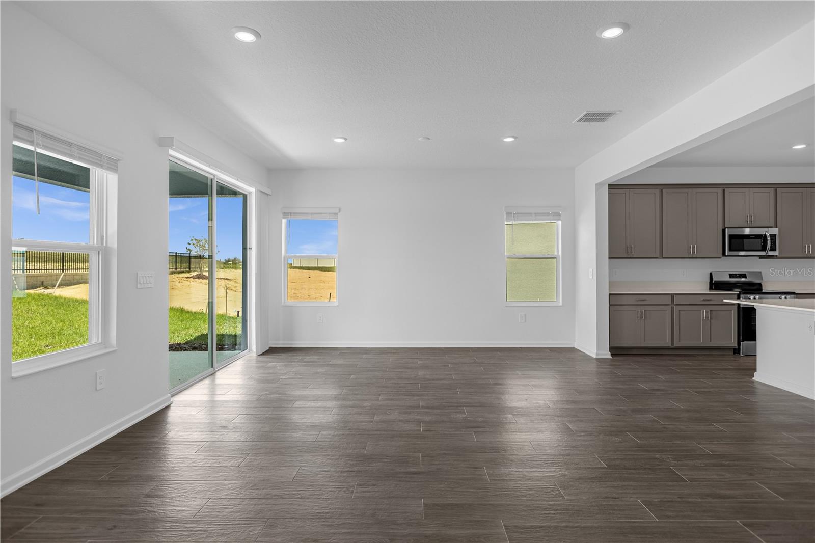 2647 RUNNERS CIR, CLERMONT, FL, 34714