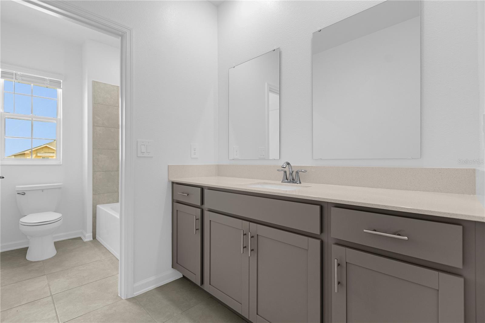 2647 RUNNERS CIR, CLERMONT, FL, 34714
