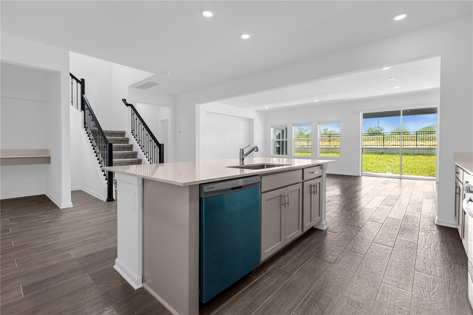2647 RUNNERS CIR, CLERMONT, FL, 34714