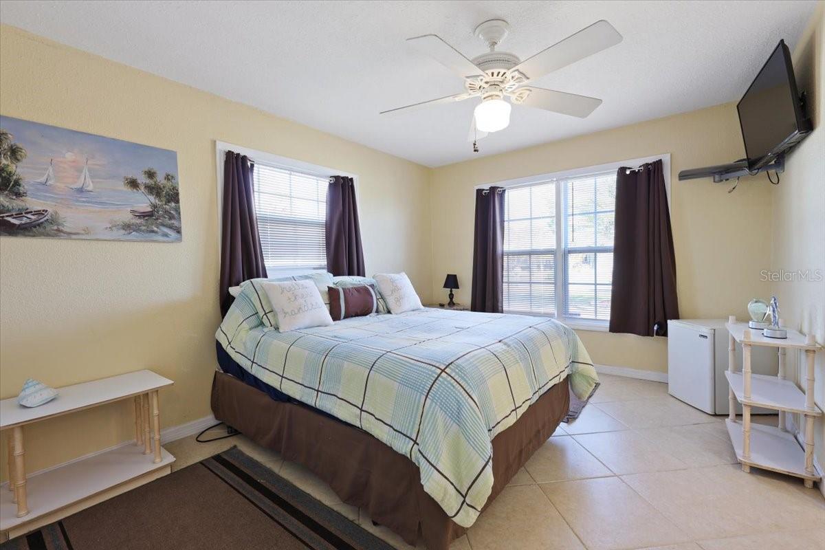 93 ROTONDA CIR, ROTONDA WEST, FL, 33947