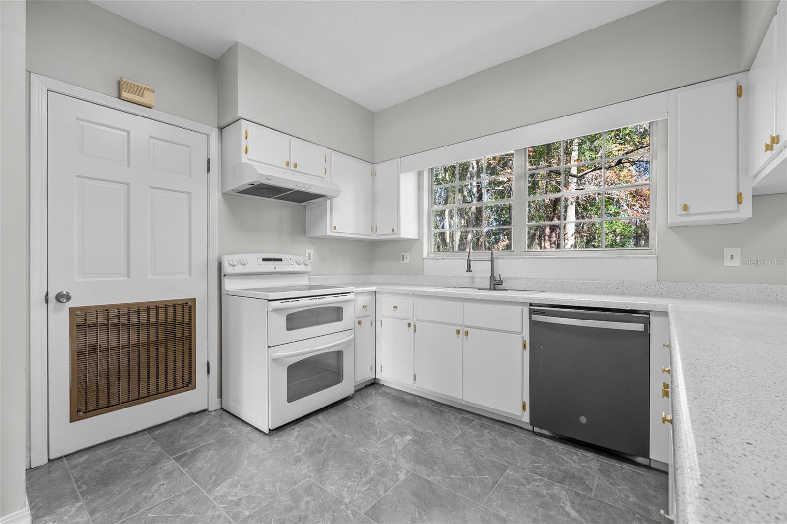 631 NW 28TH ST, GAINESVILLE, FL, 32607