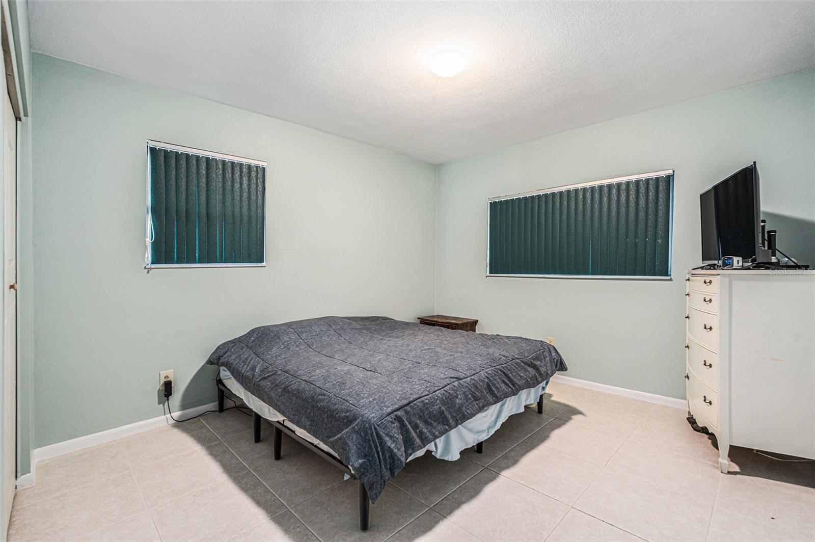 2833 56TH LN N, ST PETERSBURG, FL, 33710